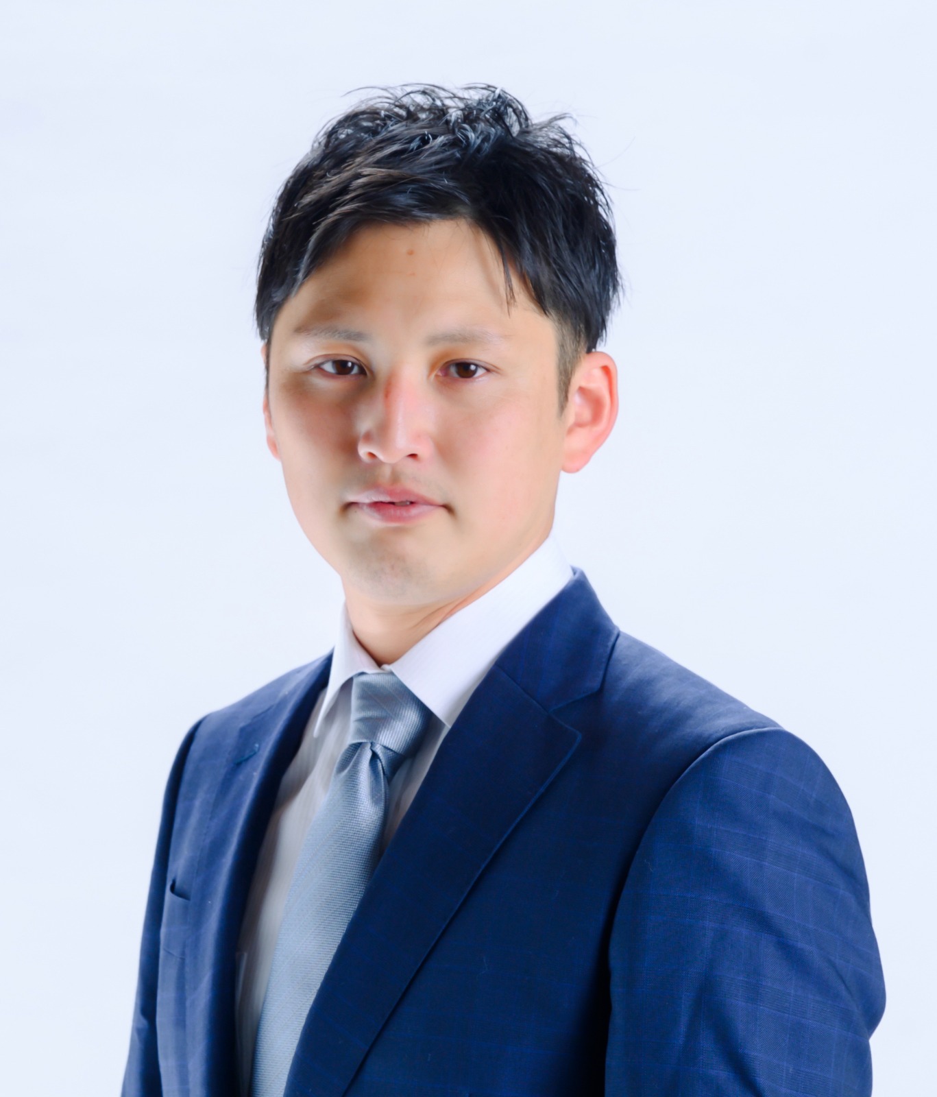 Associate Professor Yutaro Kashiwa